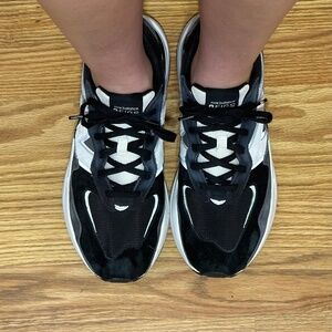 FIGS | New Balance 5740 Unisex Sneakers 9.5 Mens 11 Women's